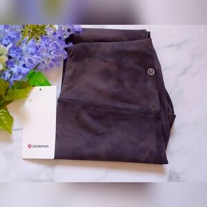 NWT Lululemon athletica Cropped Ankle Leggings in Charcoal